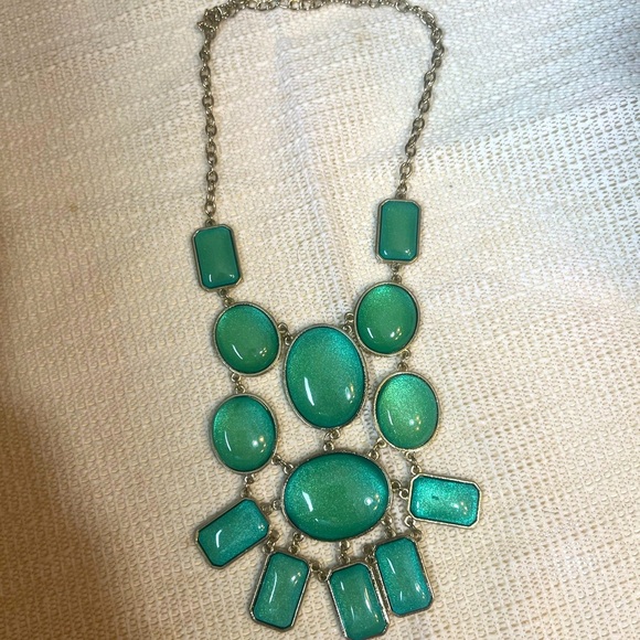 Fashion Jewlery Emerald Green Germ-stone - Picture 2 of 3